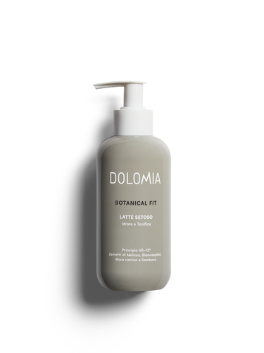 Dolomia Botanical Fit Körpercreme – Neue Energie und Vitalität für eine elastischere und lang anhaltend mit Feuchtigkeit versorgte Haut. Erhältlich im Shop der Helios Apotheke Klosters.