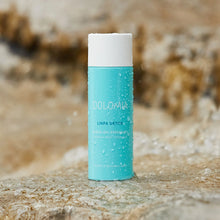 Laden Sie das Bild in den Galerie-Viewer, Dolomia Linfa Tex Essenzlotion – Ausgleichende und feuchtigkeitsspendende Lotion, die die Wirkung der nachfolgenden Hautpflegeprodukte verstärkt. Erhältlich im Shop der Helios Apotheke Klosters.