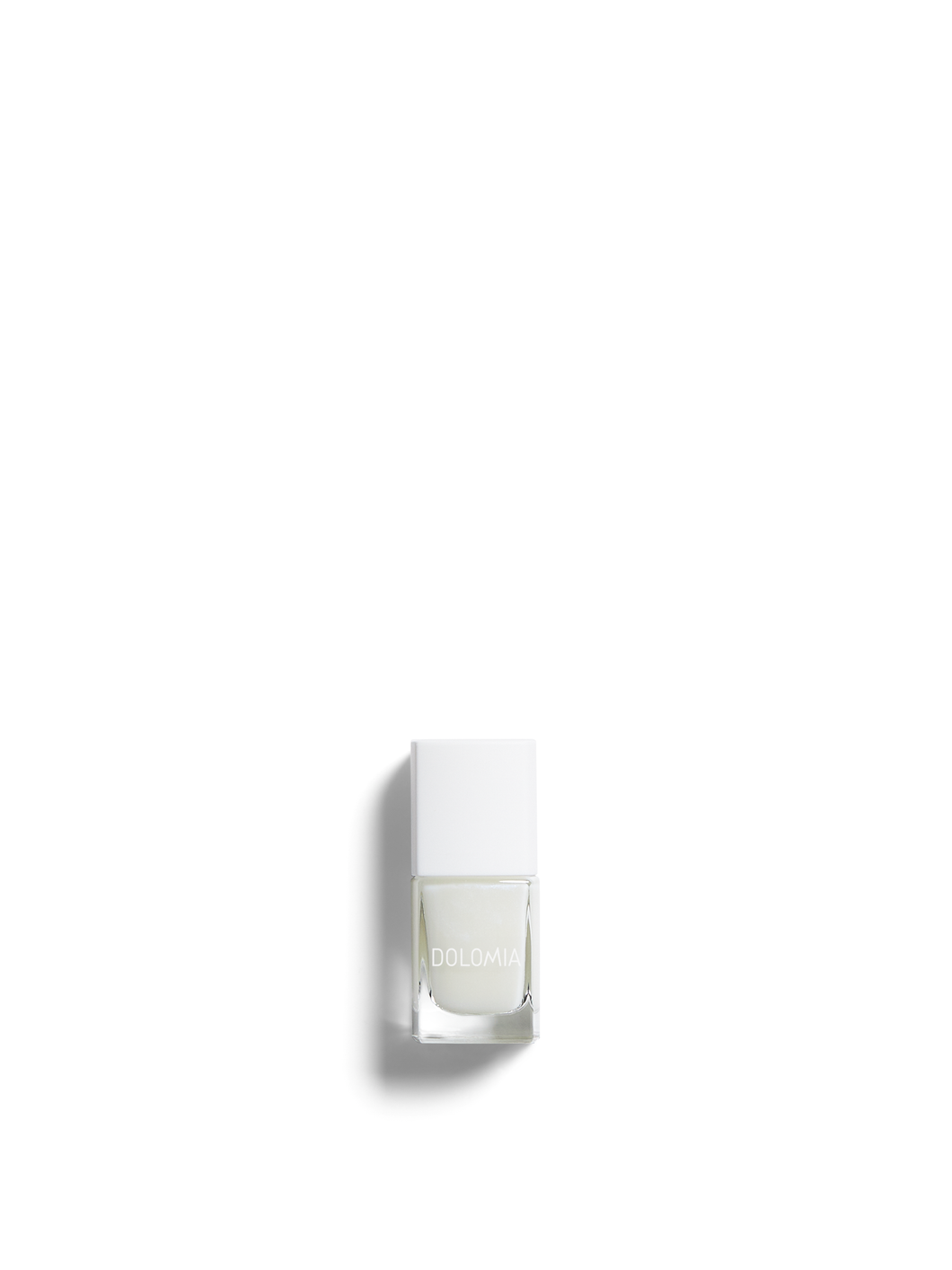 Dolomia Nail Care aufhellende Nagellackbasis – Anti-Gelb-Wirkung mit pflanzlichen Pflegestoffen und blauem Perlenextrakt. Erhältlich im Shop der Helios Apotheke Klosters.