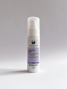 Stärkendes Serum mit Pro- und Präbiotika und Isopalmide™. Erhältlich im Shop der Helios Apotheke Klosters.