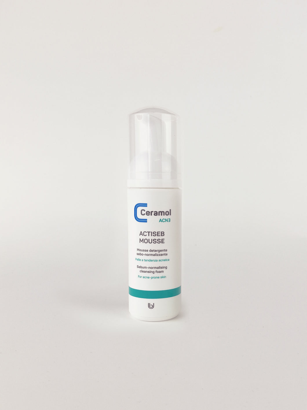 Ceramol Acne Actiseb Mousse – Klärender Reinigungsschaum bei zu Akne neigender Haut. Erhältlich im Shop der Helios Apotheke Klosters.