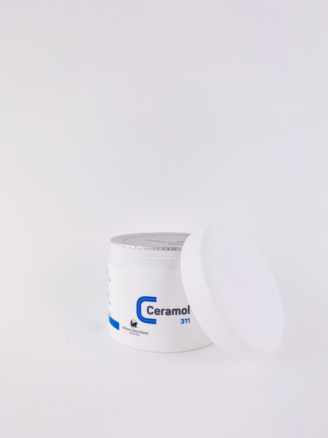 Ceramol Basiscreme XR – Basispflege für die empfindliche, sehr trockene, schuppende Haut jeden Alters. Erhältlich im Shop der Helios Apotheke Klosters.