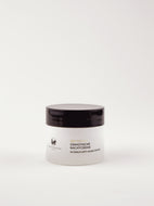 Osmotische Nachtcreme – Nachtcreme fürs Gesicht mit Globaler Anti-Aging-Wirkung. Erhältlich im Shop der Helios Apotheke Klosters.