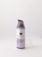 Hyaluron Aloe Vera Creme – tägliche Rundumpflege für den Mann. Erhältlich im Shop der Helios Apotheke Klosters.