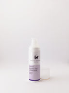 Hyaluron Augen- und Lippencreme – Sanfte Augen- und Lippenkonturencreme gegen die Zeichen der Hautalterung. Erhältlich im Shop der Helios Apotheke Klosters.